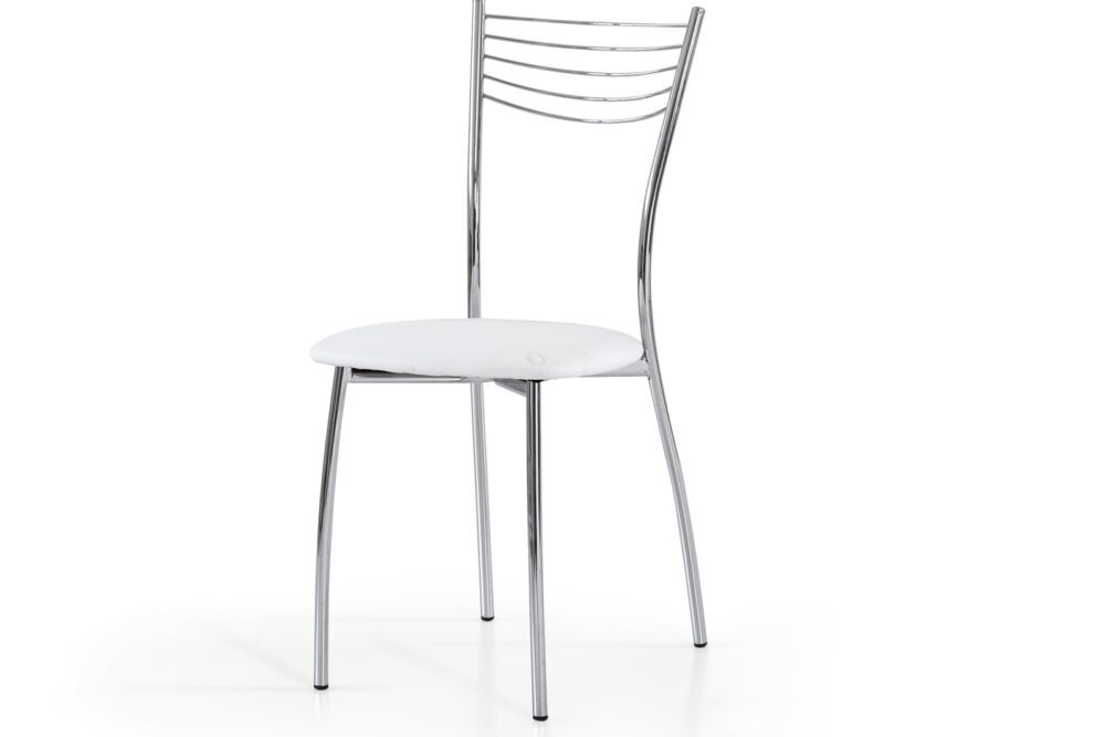 Sedia bianca - Articolo 610