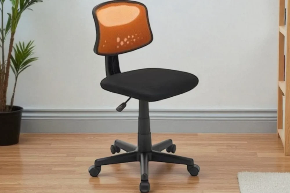 Poltroncina modello Junior Arancio