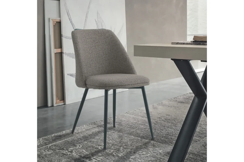 Sedia Kate in tessuto antimacchia